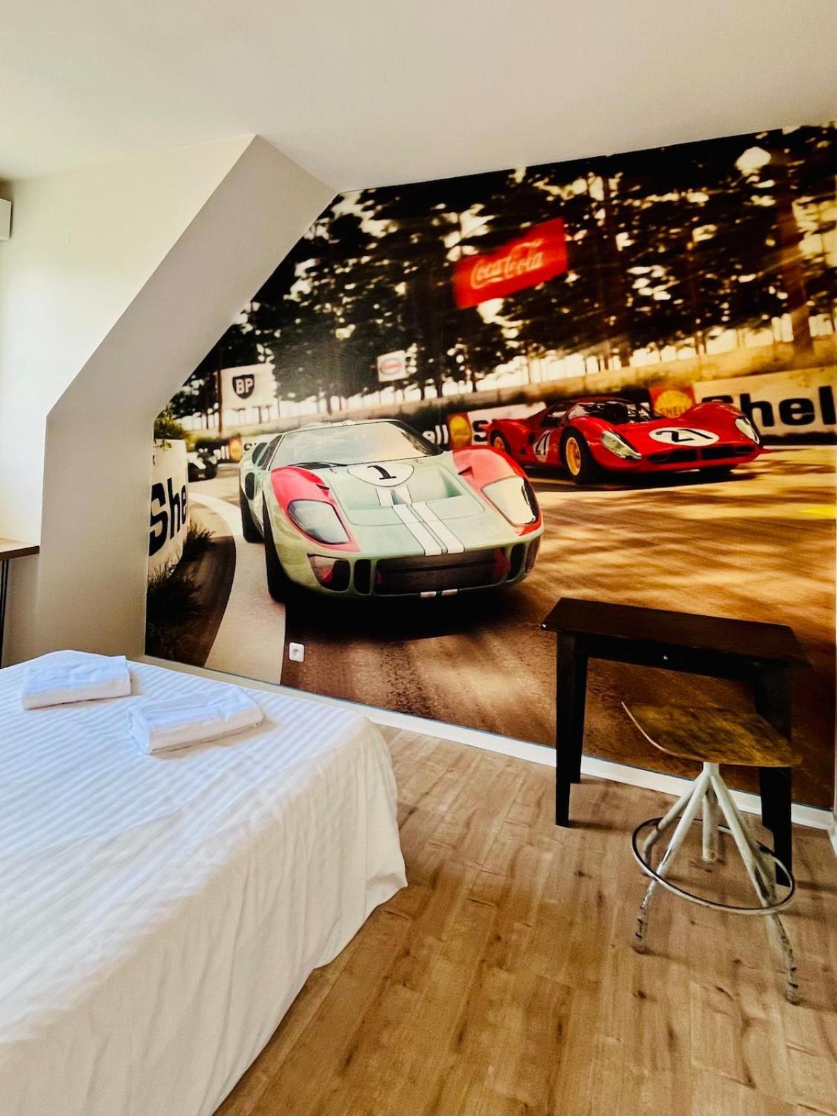 Man Cave Villa Le Mans Eksteriør bilde